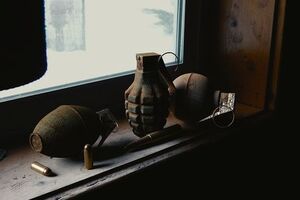 Граната вибухнула в кишені бойовика