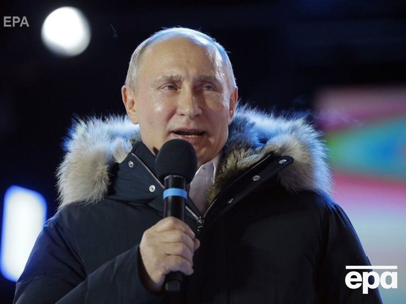 Путін перемагає на виборах президента РФ