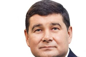 Онищенко: Янукович не був зацікавлений когось фінансово знищити