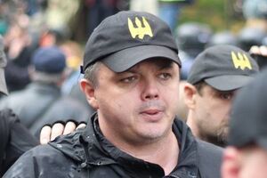 Семенченко зазначив, що на допит його викликали як свідка