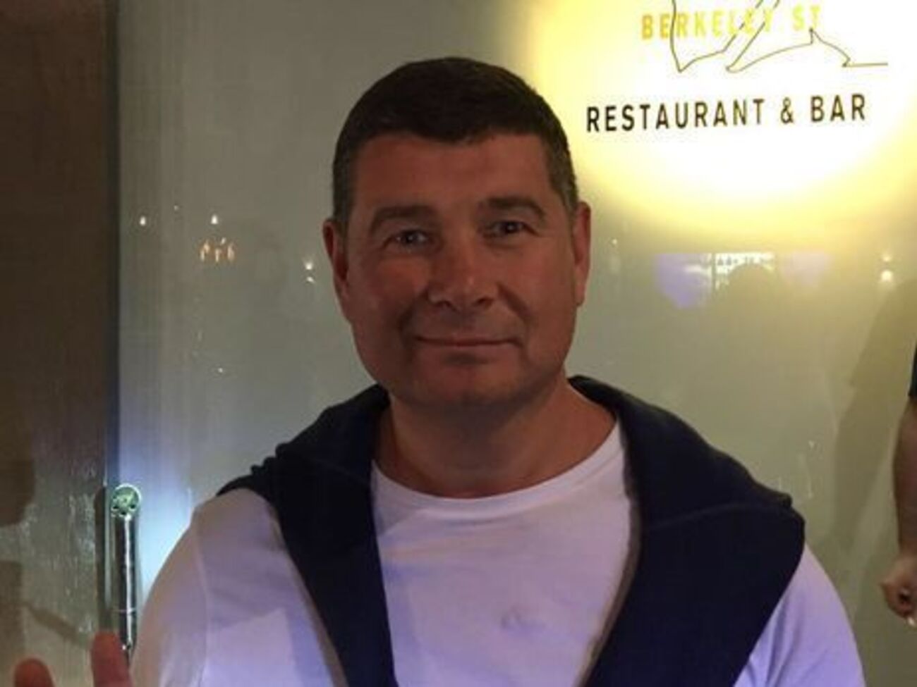 Онищенко зазначив, що до спілкування з Порошенком був досить заможною людиною