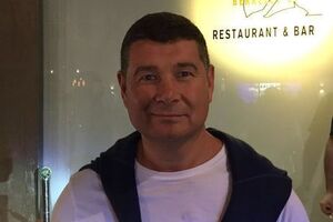 Онищенко зазначив, що до спілкування з Порошенком був досить заможною людиною
