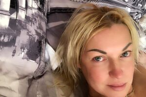 Волочкова: Дорогие мои! Только для вас стараюсь! Чтобы радовать вас моей красотой