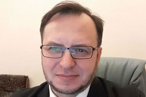 Підтримка Каддафі теж була понад 90%, а через рік його труп тягали по вулицях