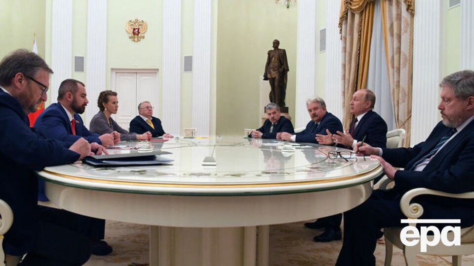 Сьогодні Путін зустрівся зі своїми колишніми суперниками