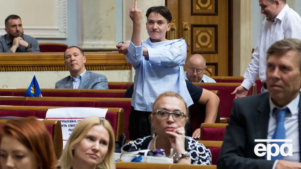 Ірина Луценко: Савченко – це дама в червоному капелюсі, на яку суспільство зараз звертає увагу