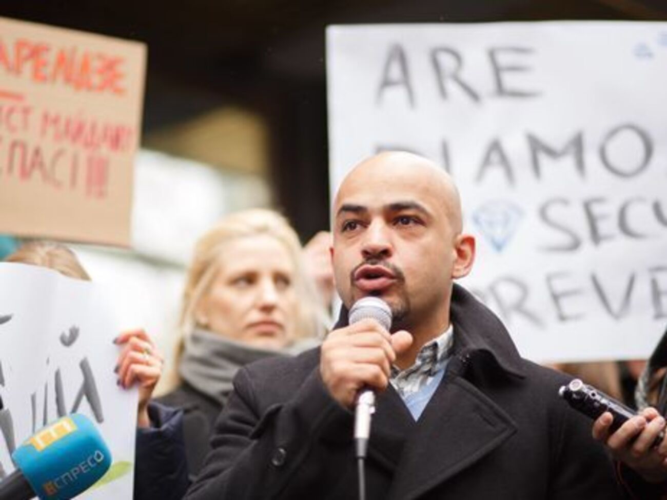 Найем: На одного следователя или прокурора приходится до 200 дел