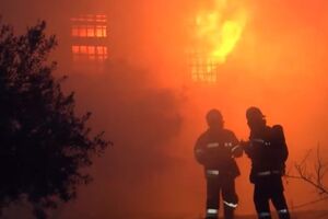 Пожар в Баку потушили утром 2 марта