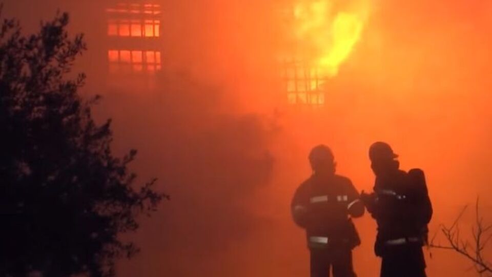 Пожежу в Баку загасили вранці 2 березня