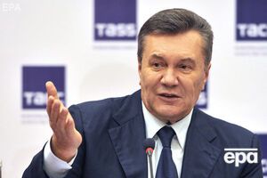 В Оболонському суді Києва триває розгляд справи за обвинуваченням Януковича у держзраді