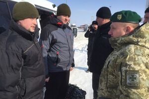 Сегодня двух украинских пограничников обменяли на их российских коллег
