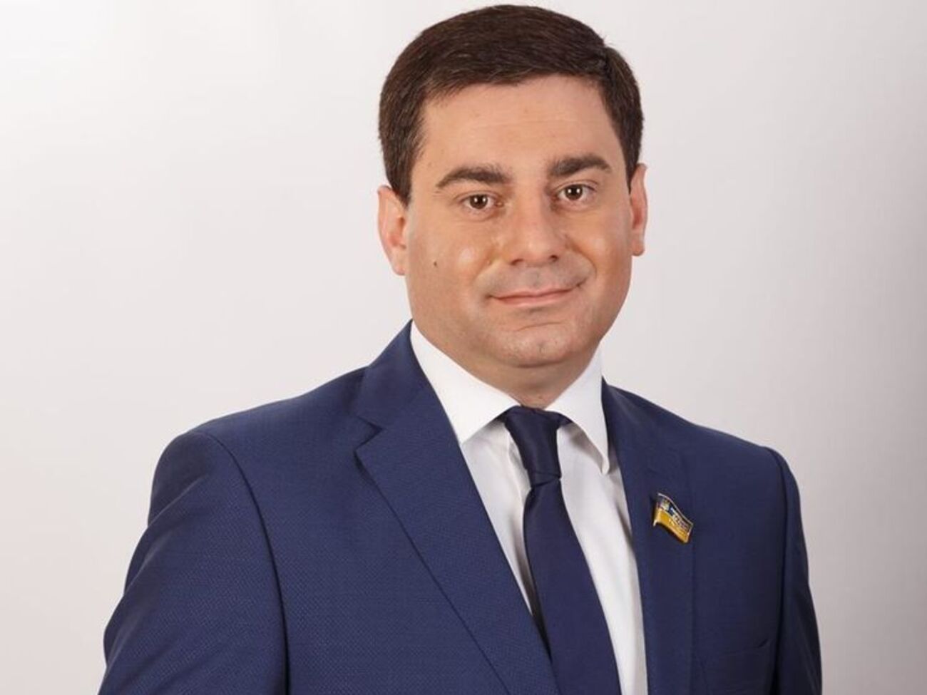 Дмитра Лубінця обрано до Ради за мажоритарним округом у Донецькій області, він входить у фракцію Блоку Петра Порошенка