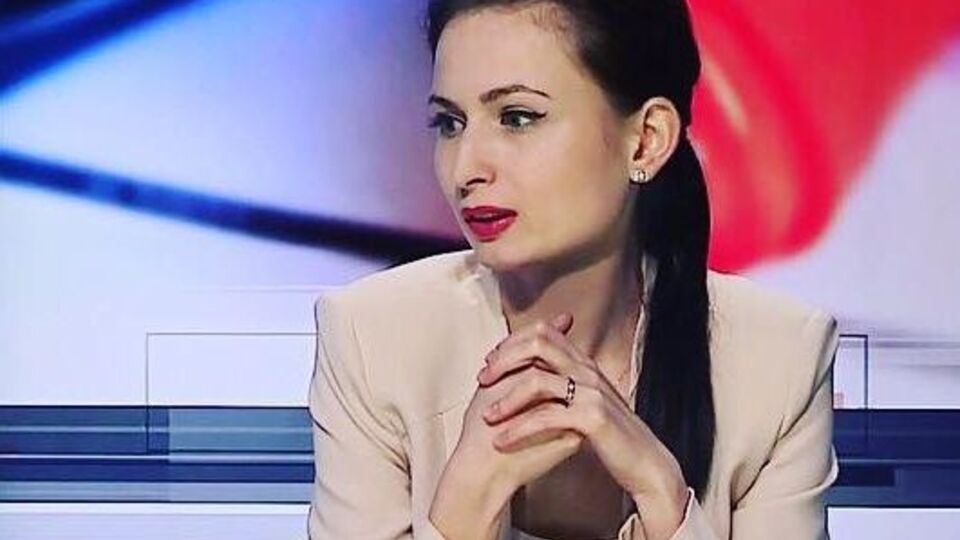Анне Бикова: Так їм просто начхати, адже вони почуваються в повній безпеці і роблять це абсолютно відкрито