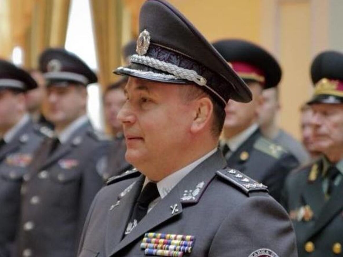 Гелетей напомнил, что с 2005 года в Верховную Раду запрещено приносить оружие