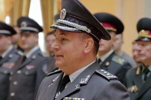 Гелетей напомнил, что с 2005 года в Верховную Раду запрещено приносить оружие