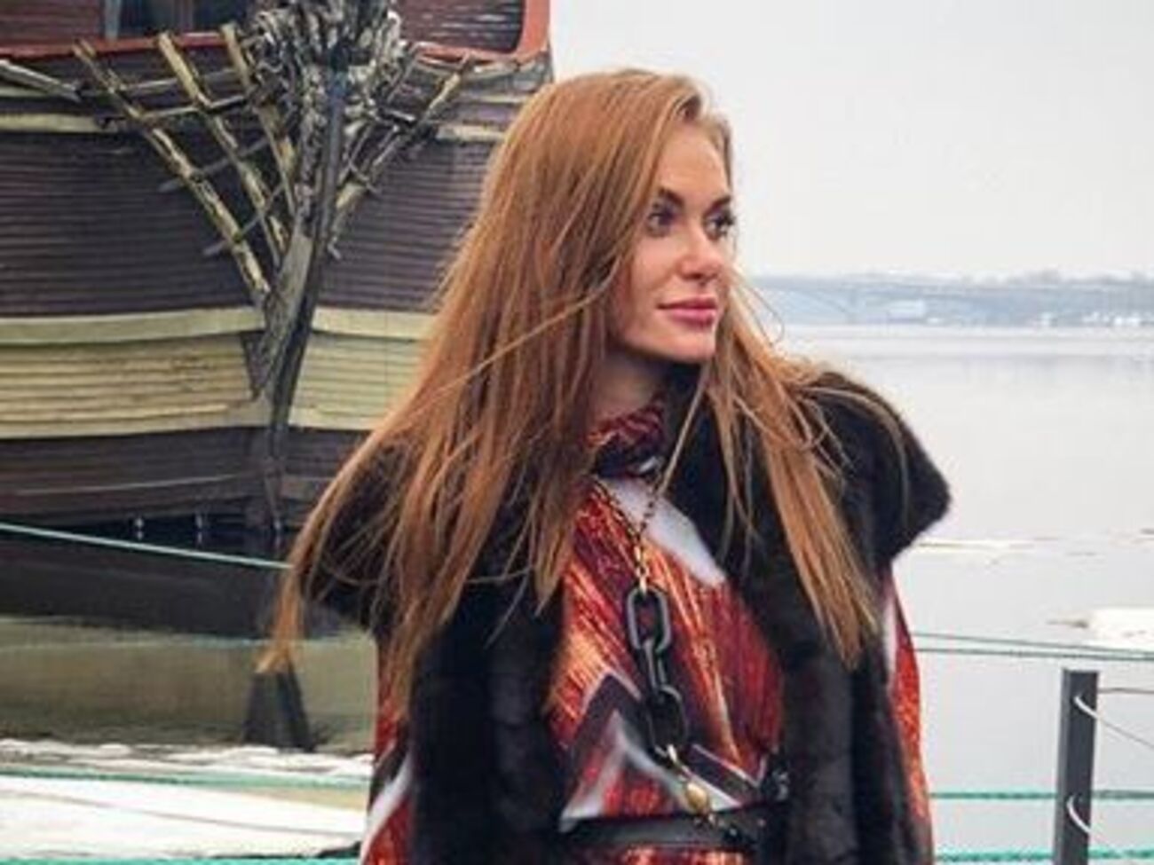 У Слави тривалий час було руде волосся