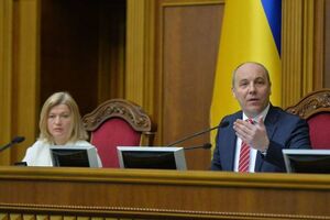 За ініціативи голови Верховної Ради Андрія Парубія ухвалено законопроект про недопущення в будівлі держорганів людей зі зброєю
