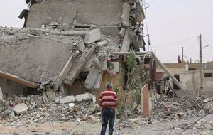 По данным "Анадолу", за последние 10 дней в результате авиаударов в сирийских провинциях Идлиб и Хама погиб 31 человек