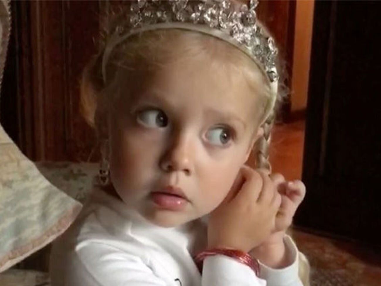 Ліза Галкіна приміряла весільну сукню