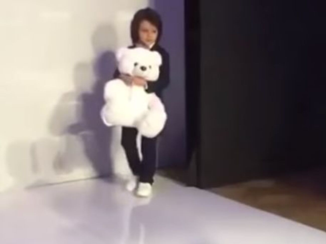 Сын Киркорова во время показа