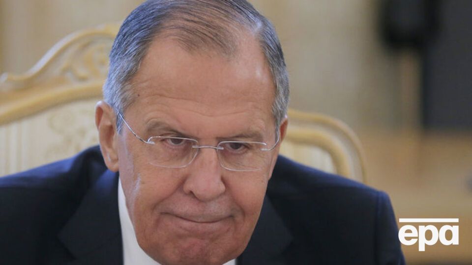 За даними ЗМІ, Лавров уже кілька років хоче піти з посади через утому