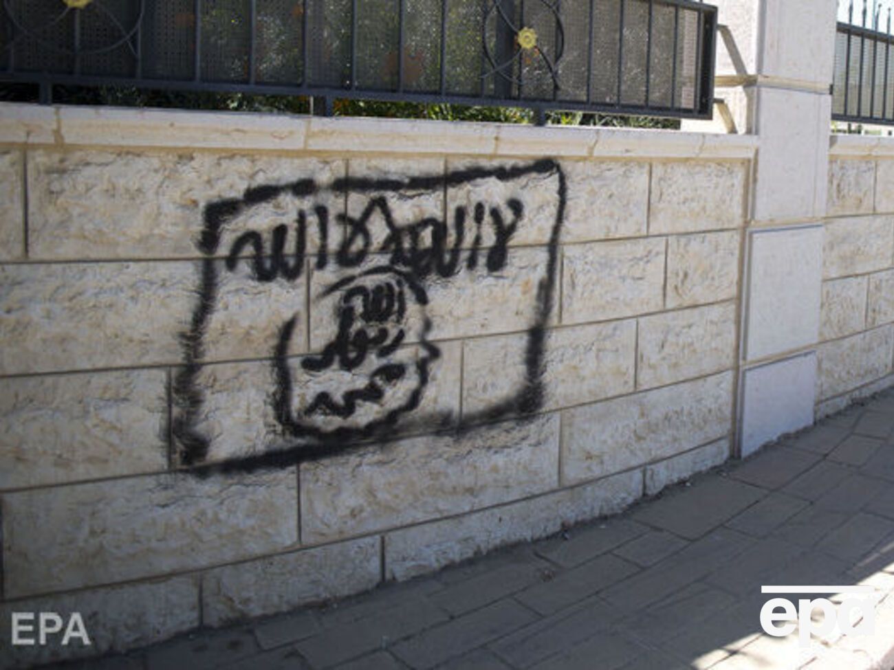 ИГИЛ взял на себя ответственность за нападение на полицейского в Чечне