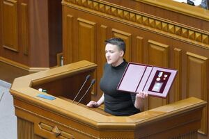 Рада дозволила притягнути Савченко до кримінальної відповідальності. Після засідання її затримали