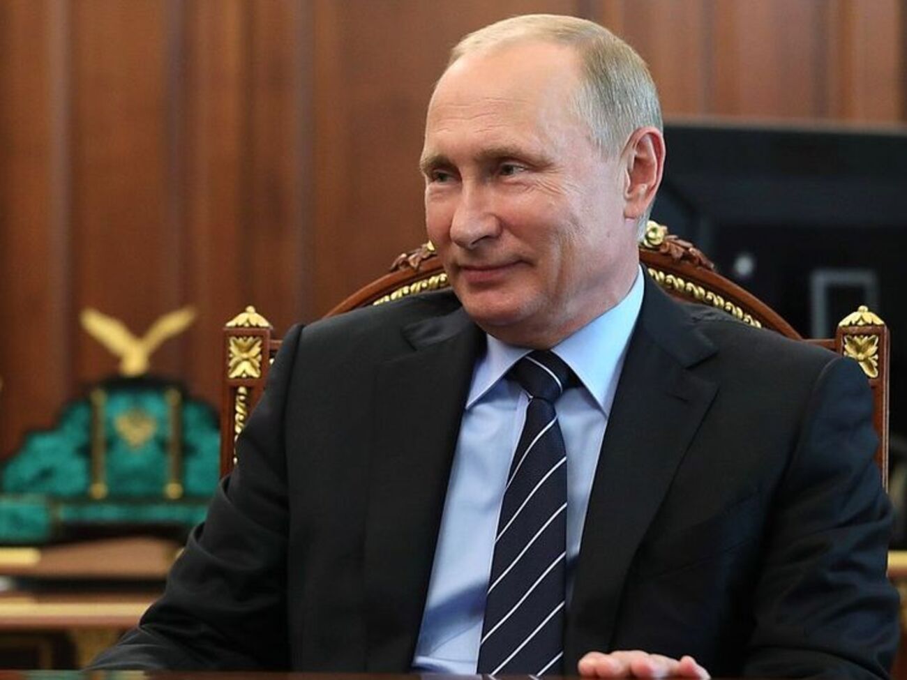 В Кремле подтверждают родственные связи Михаила Путина с президентом (на фото)
