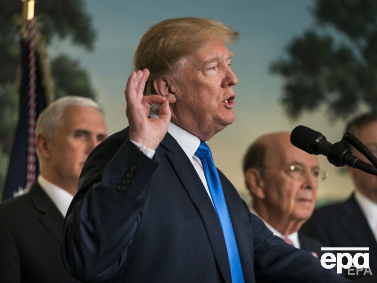 Трамп может выслать из США российских дипломатов