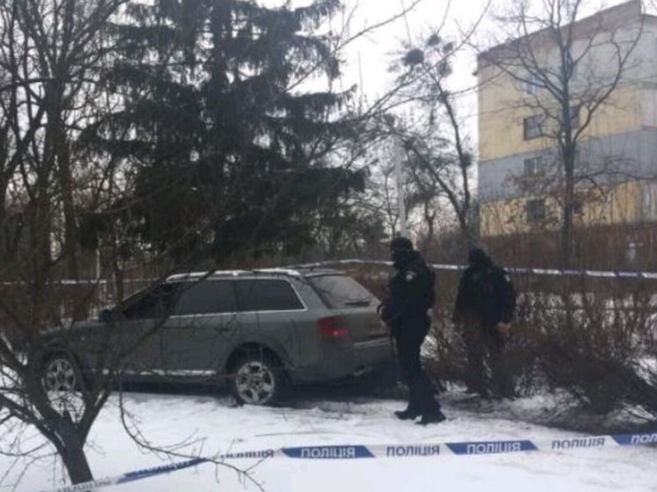 Зловмисники намагалися втекти на автомобілі