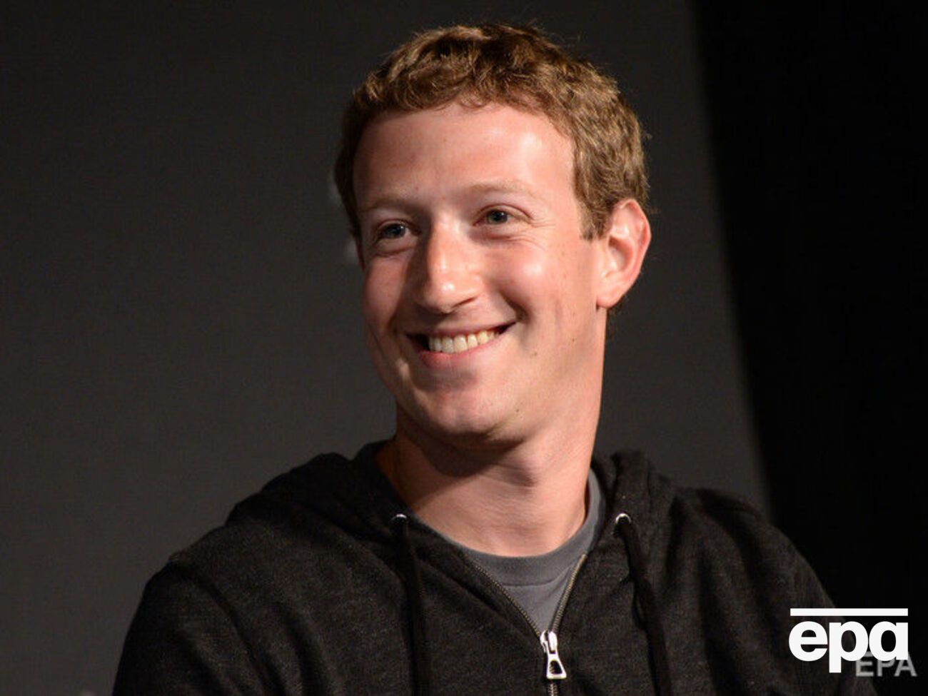 Цукерберг попросив вибачення за витік даних користувачів Facebook