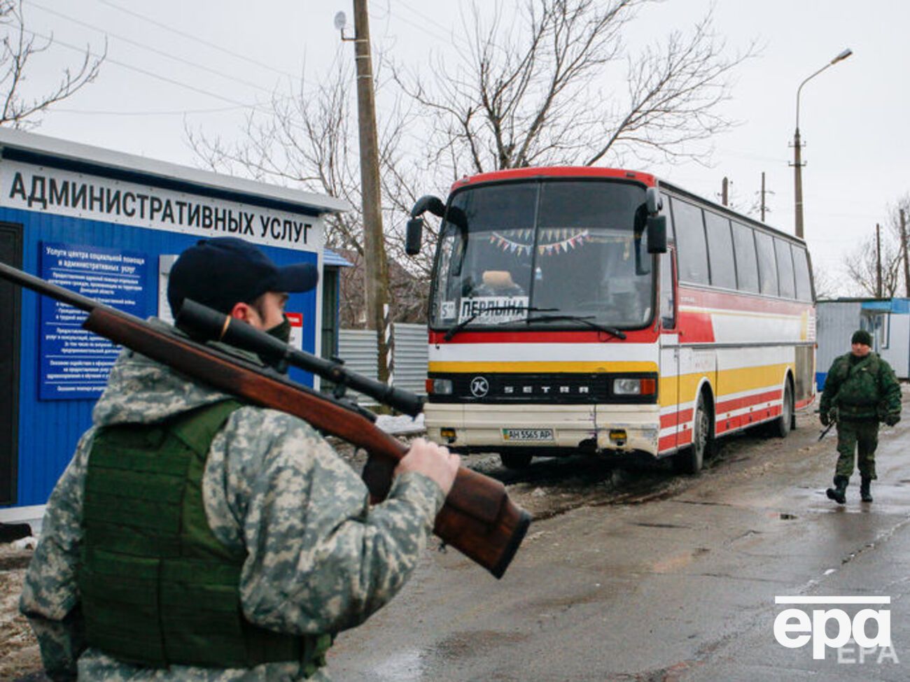 За даними СБУ, російським військовим у зоні АТО вручать документи прикриття