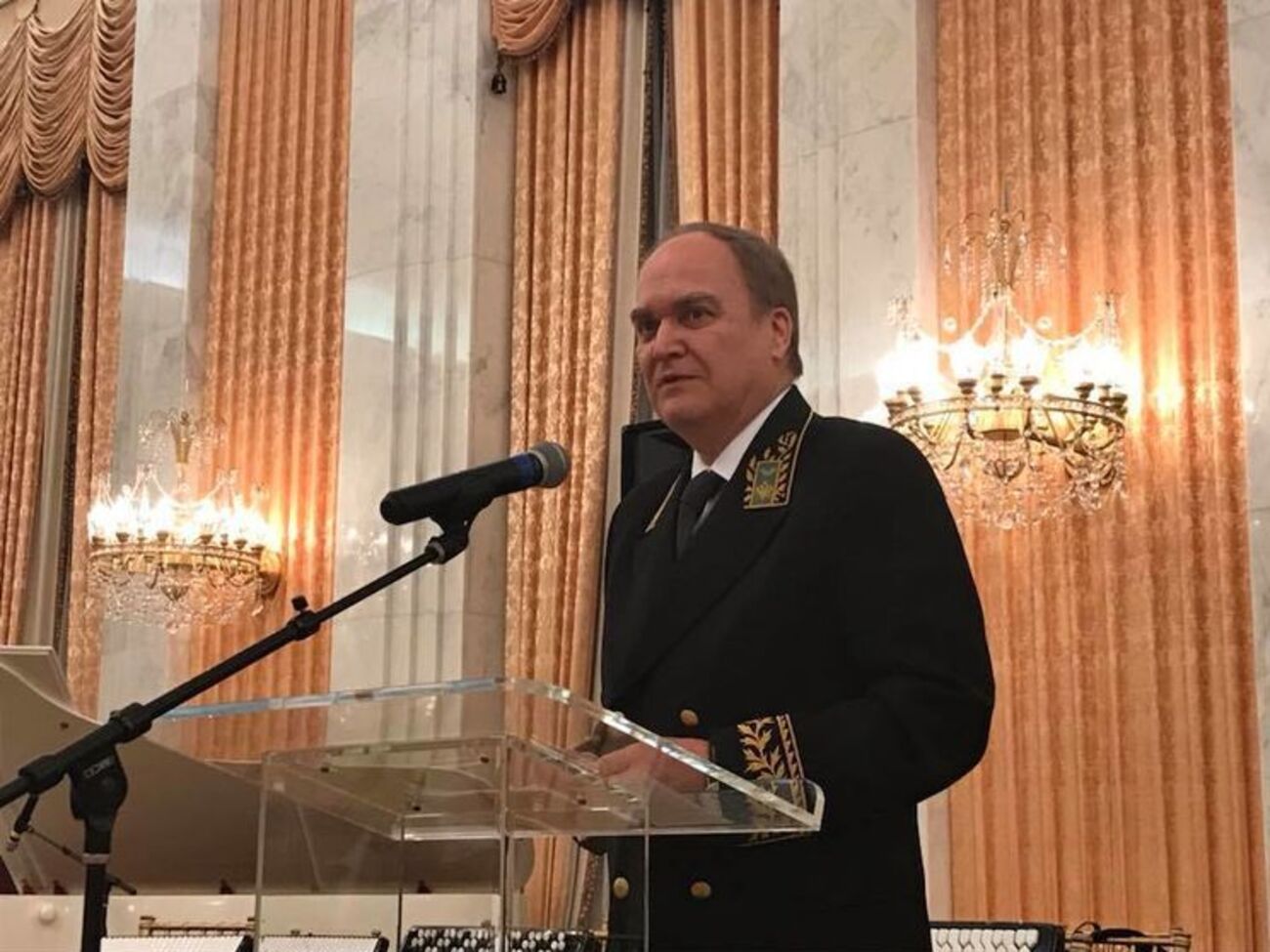 Антонов: Оппонентам не нравится сильная и мощная Россия