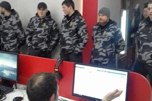 "Национальные дружины" пришли в офис телеканала ZIK 27 марта