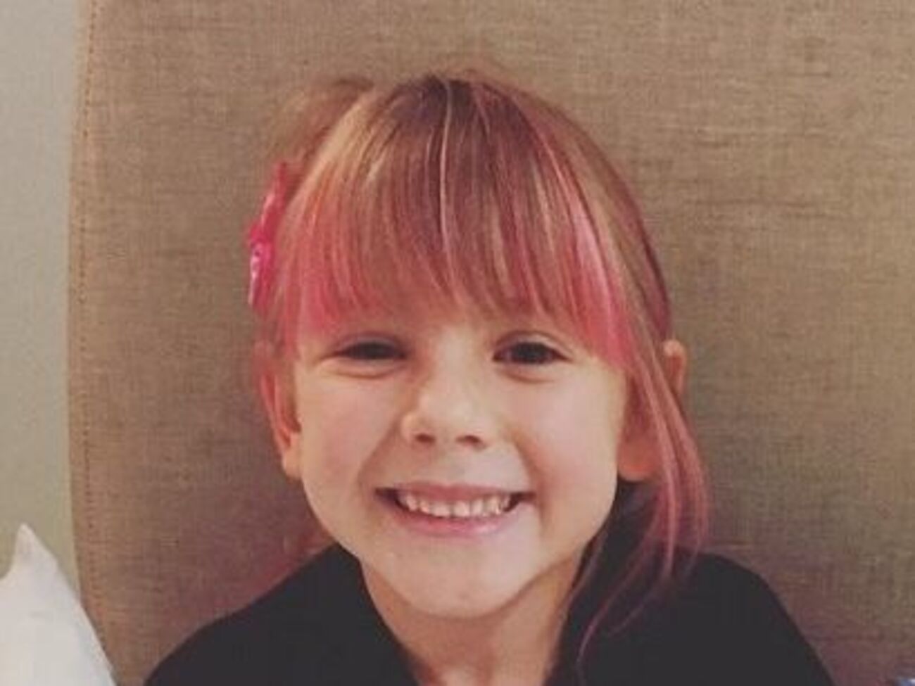 Дочь Pink сделала мейк-ап