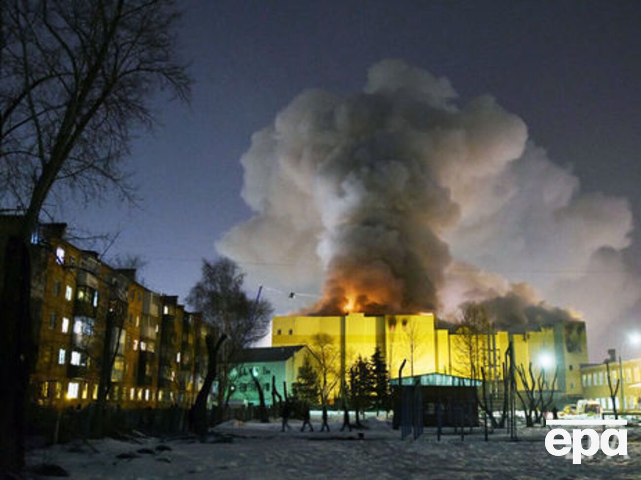 Пожежа у чотириповерховому торговому центрі "Зимняя вишня" в Кемерові сталася 25 березня