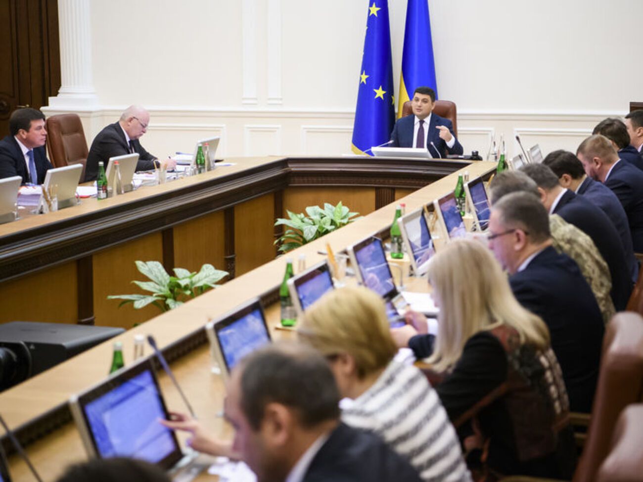 За словами Розенка, Кабмін поки не розглядав питання про призначення Манька