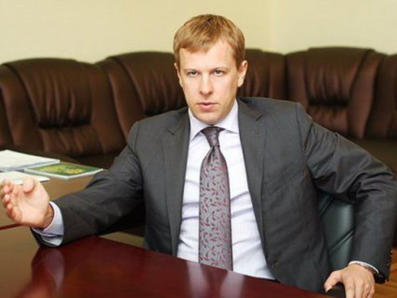 Гороховський: Як Хомутиннік (на фото) примудрився збільшити дохід у геометричній прогресії, перебуваючи на держслужбі?