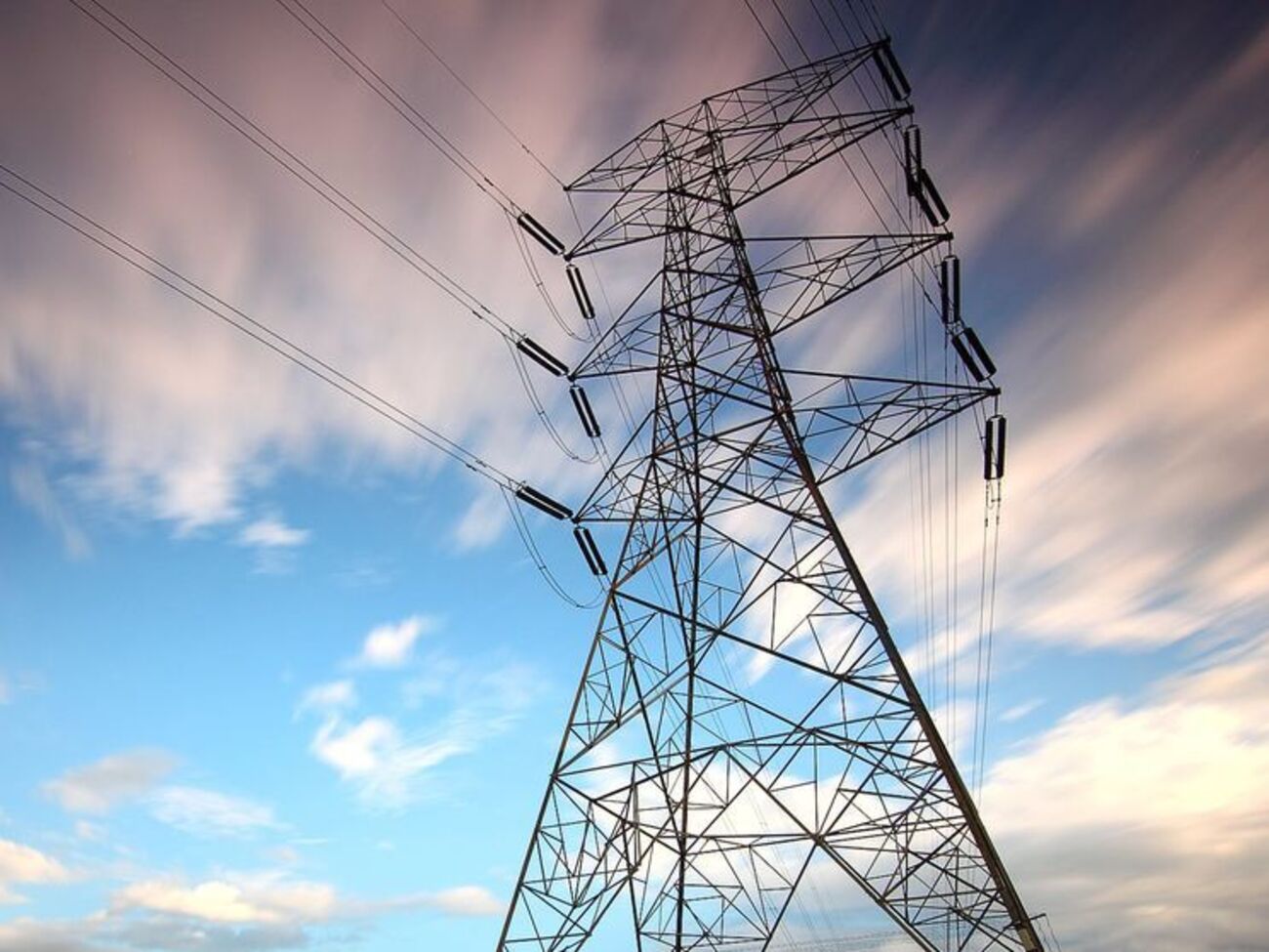 Правительство может защищать социально уязвимые группы потребителей газа и электроэнергии, отметил Копач