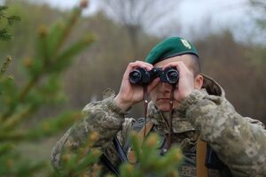Пограничник получил ожог сетчатки глаза