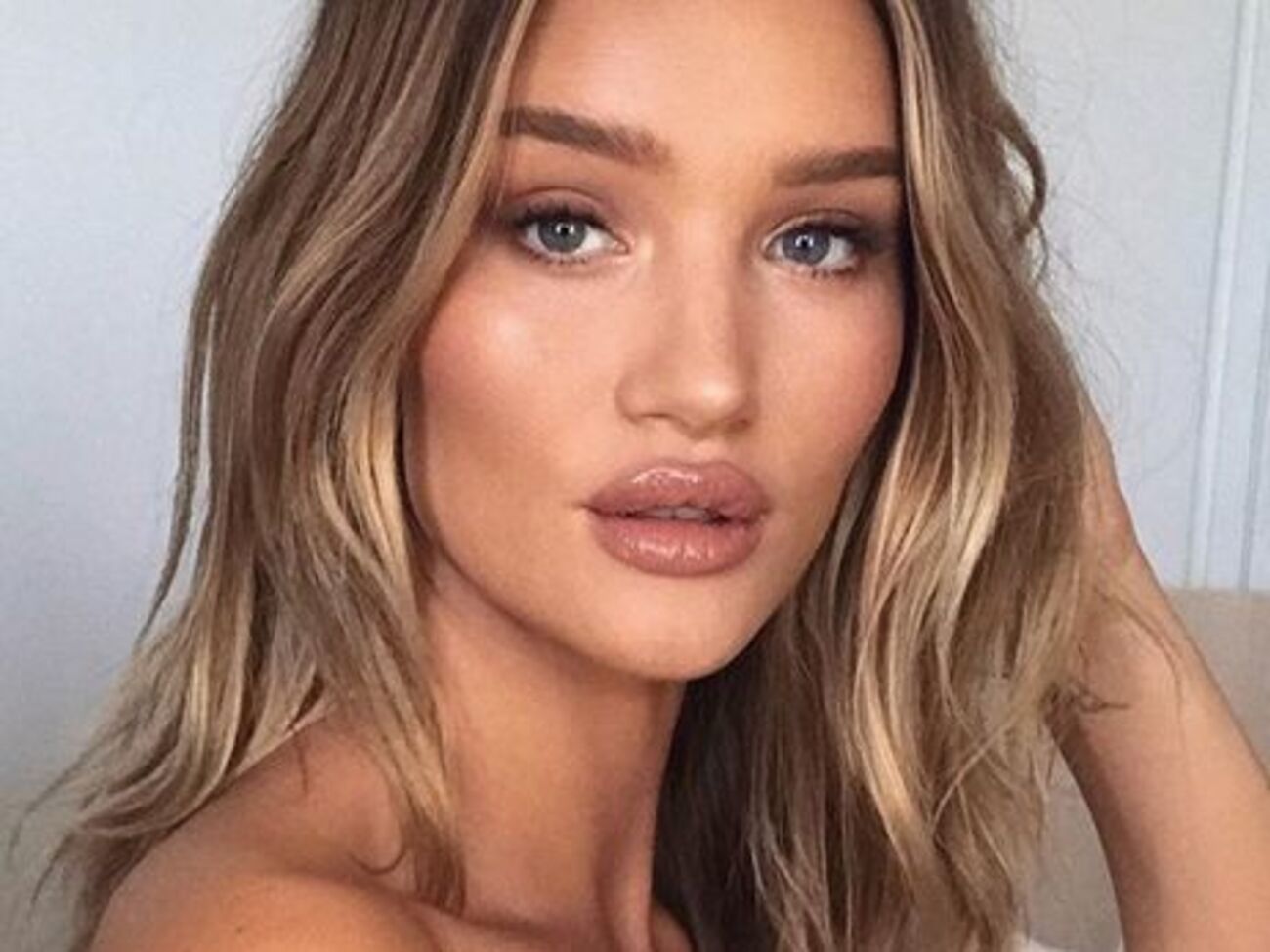 Хантингтон-Уайтли позировала для арабского издания