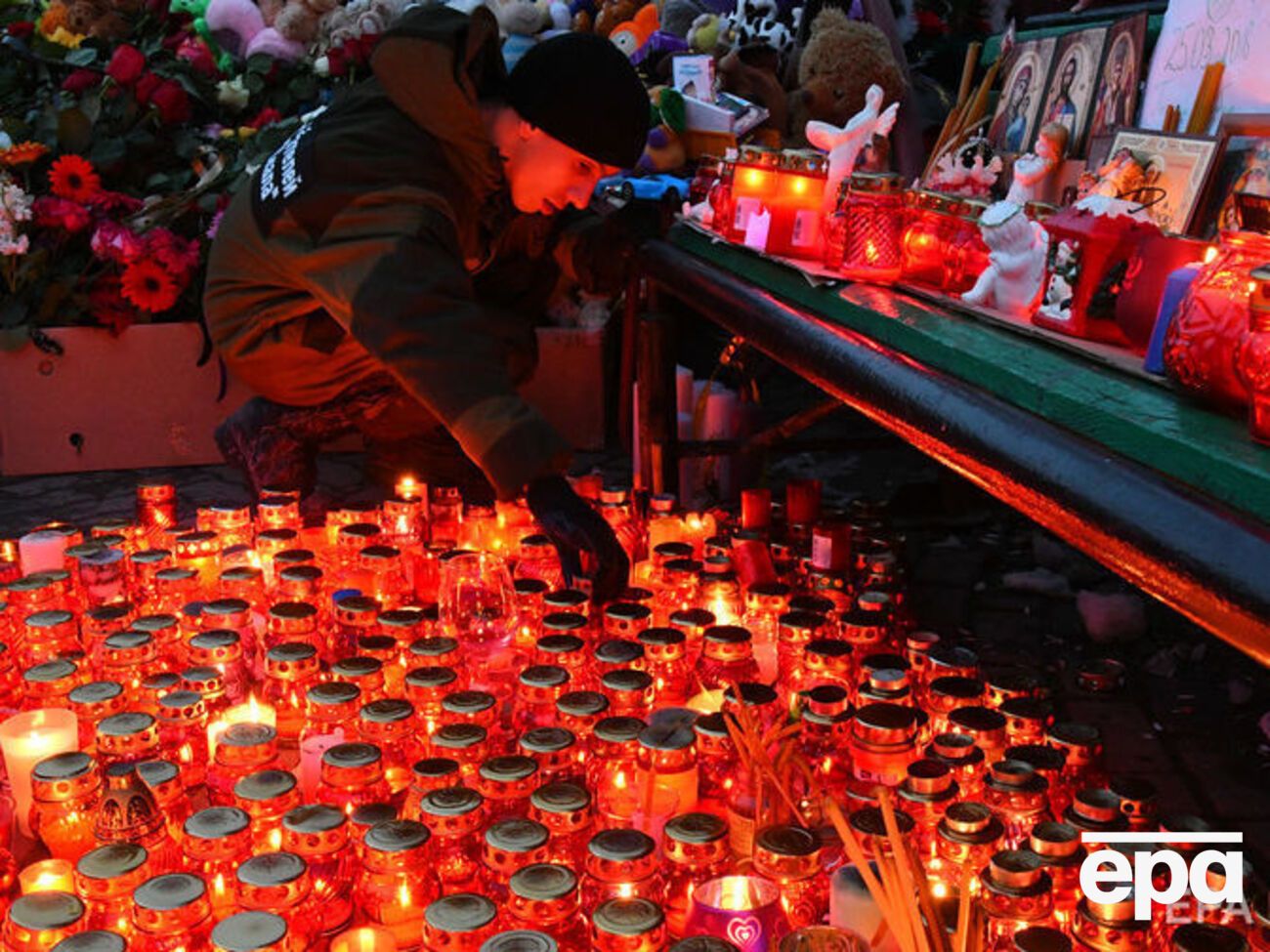 В России вспоминают жертв кемеровского пожара