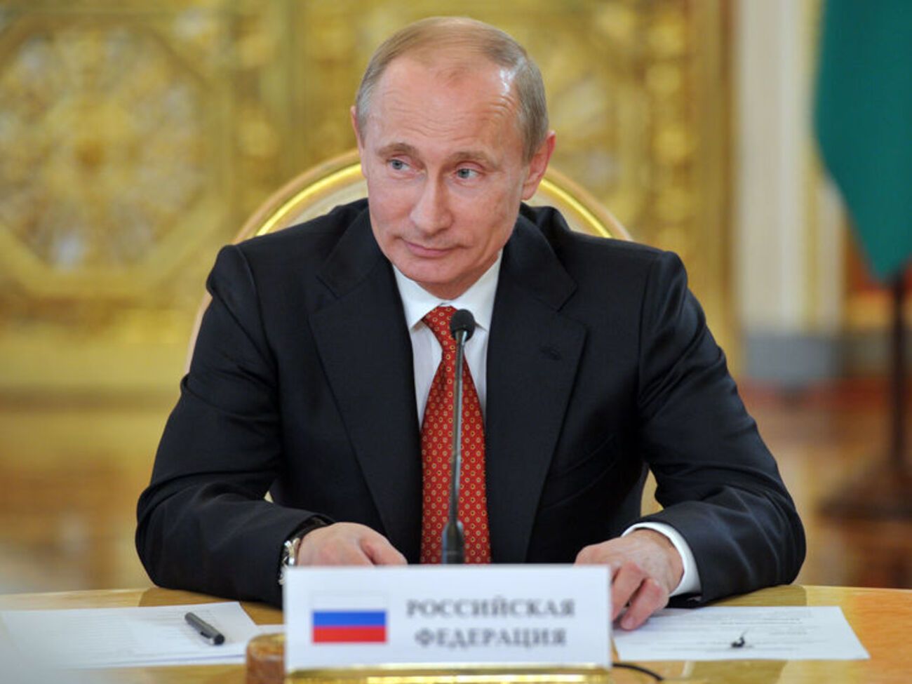 Путін: Дайте нам матеріали. Дайте нам інформацію