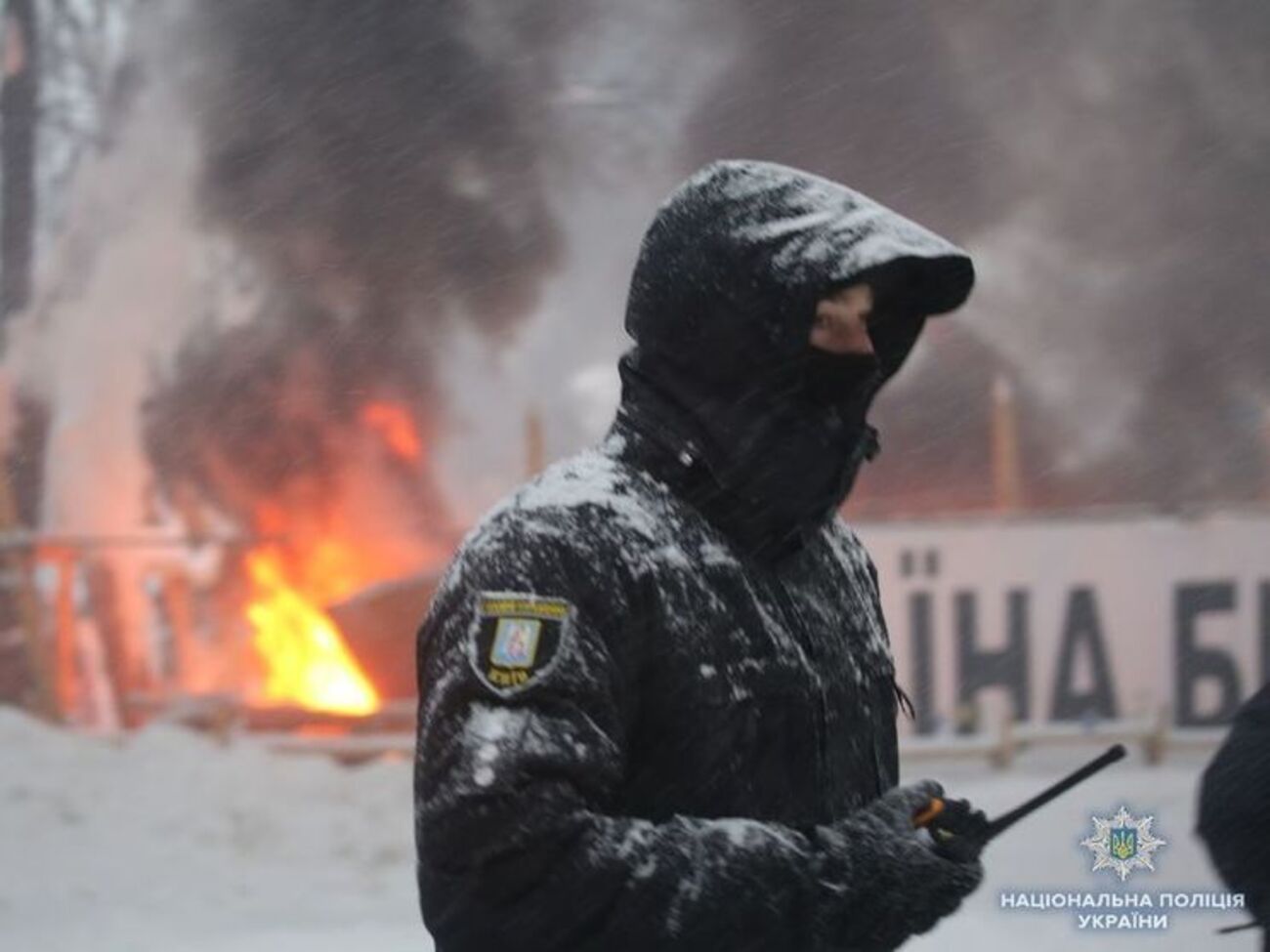 Геращенко: Кожен має право на мирний протест, але він не передбачає зберігання бойових гранат