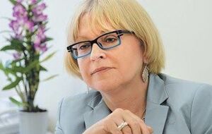 Миздрав будет требовать отстранить Амосову