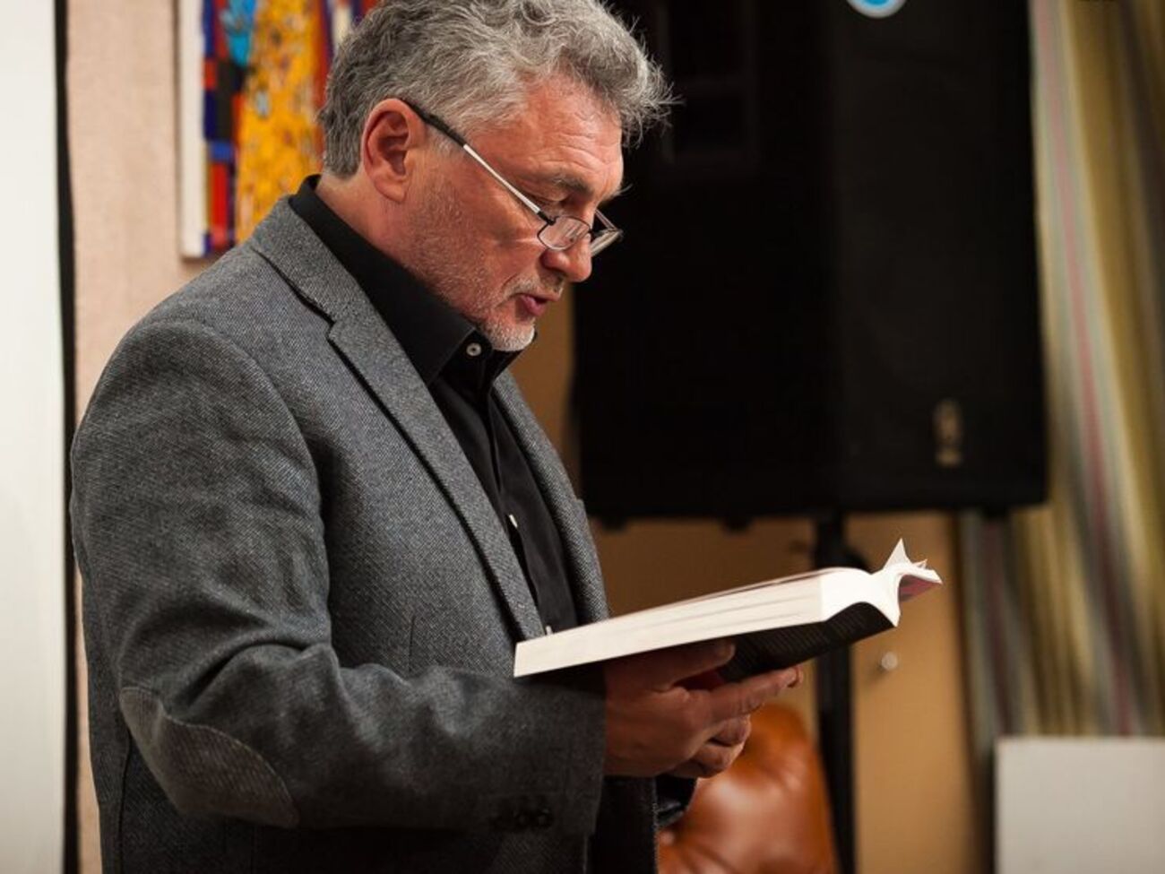 Лойко: Вони ж бо, ги-ги, "тууупі" ж