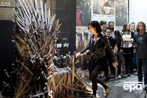 В "Игре престолов" есть похожий трон