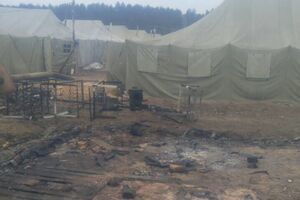 Під час пожежі згорів намет і пошкоджено військове майно