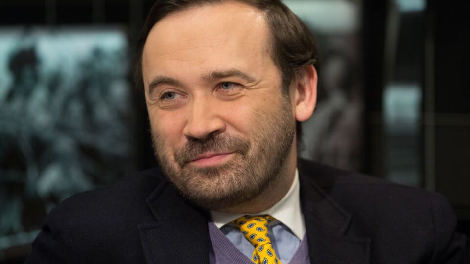 Пономарев: Мне кажется, основная сексуальная жизнь Путина происходит во время поездок в Туву, когда он скачет на медведях с голым торсом