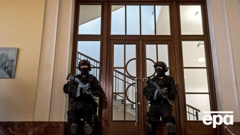 Сьогодні чеська влада екстрадувала Нікуліна у США